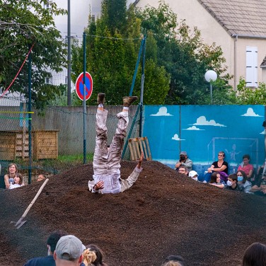 2021-09-25-174904-dom-CS-mycelium