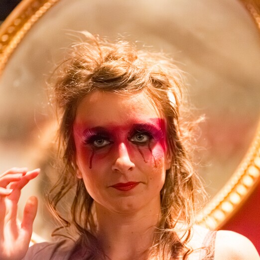 2013-05-17-204609-backstage null