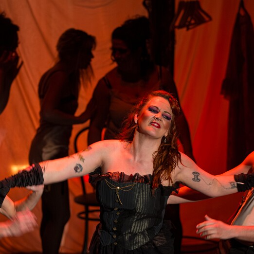 2013-05-17-212941-backstage null