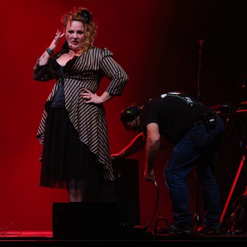 2024-04-06-201928-affamés-cabaret