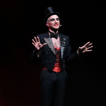 2024-04-06-203158-affamés du cabaret
