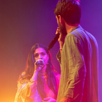 2025-04-12-224304-cabaret