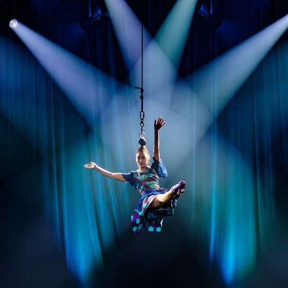 2025-10-18-215335-cabaret-MBbouderouaya