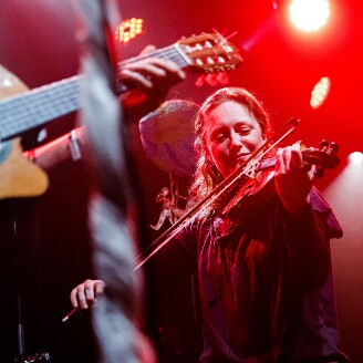 2019-03-29-205327-diyo-forum-concert