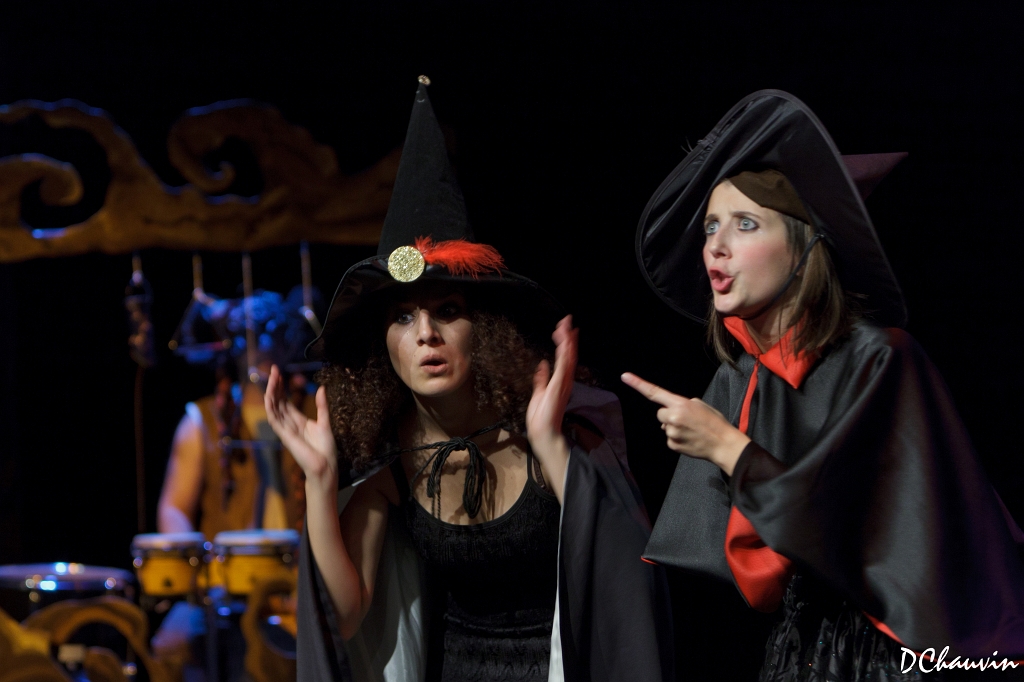 2011-10-12-1429-uvol-sorcieres-OK.jpg - uvol