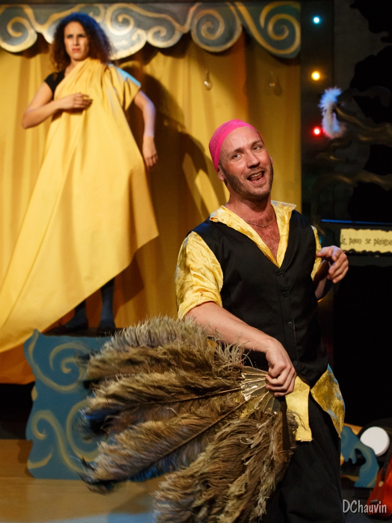 2014-12-17-153913-uvol-fables-OK.jpg
