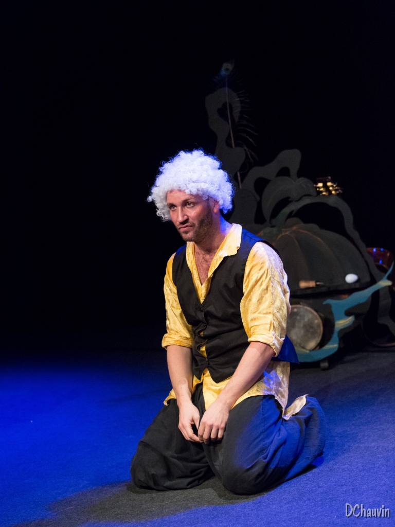 2014-12-17-155150-uvol-fables-OK.jpg