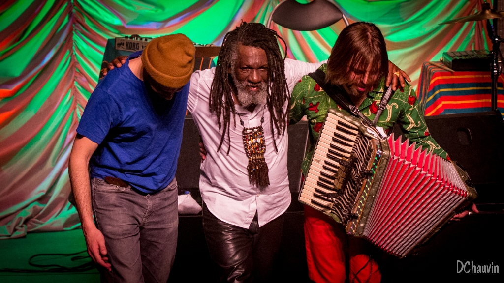 2014-04-19-225637-obs-winstonmcanuff-fixi.jpg
