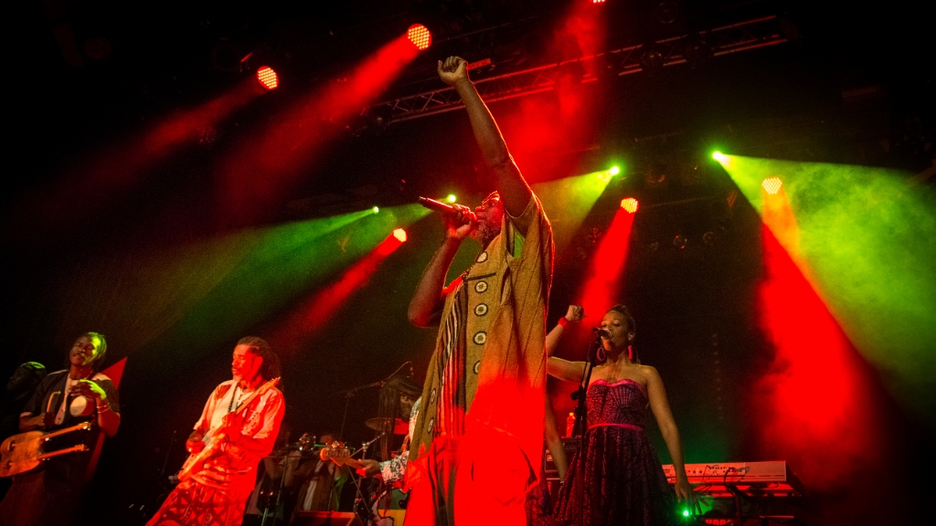 2014-04-30-213155-obs-tiken-jah-fakoly-OK.jpg
