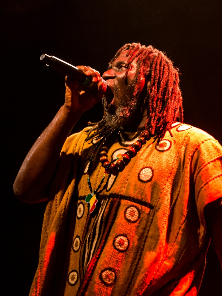 2014-04-30-220106-obs-tiken-jah-fakoly-OK.jpg