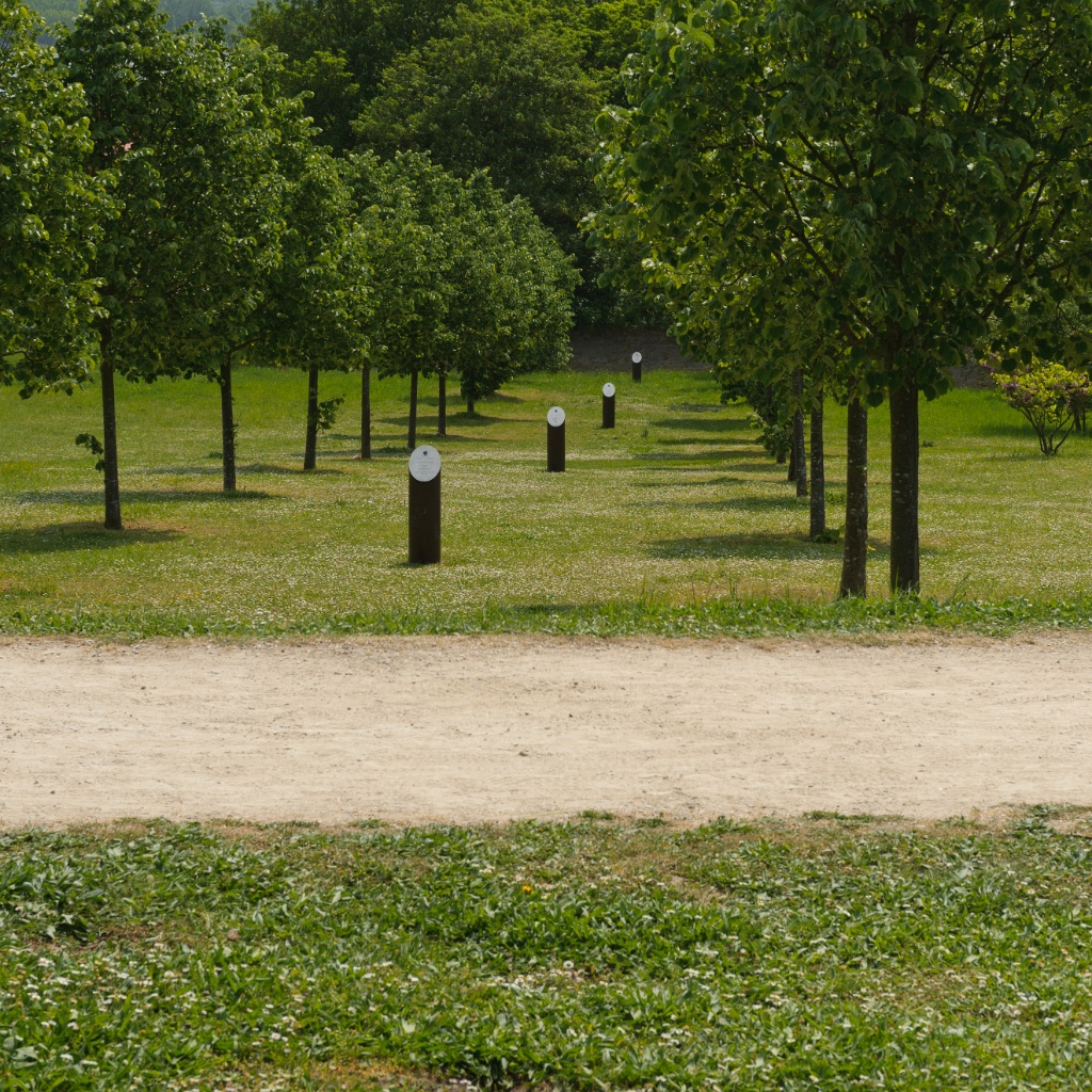 2011-04-27-121132-arboretum-OK