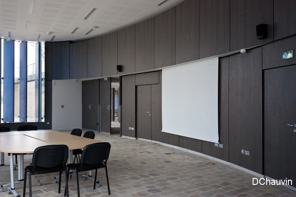 2011-02-14-121833-pontoise