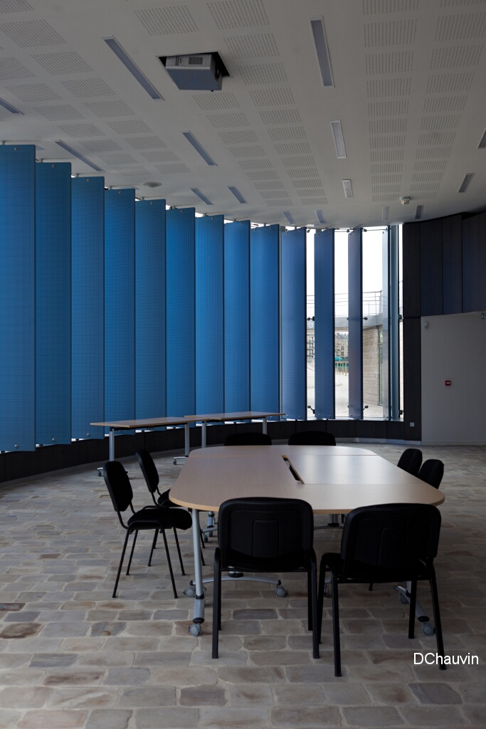 2011-02-14-121932-pontoise