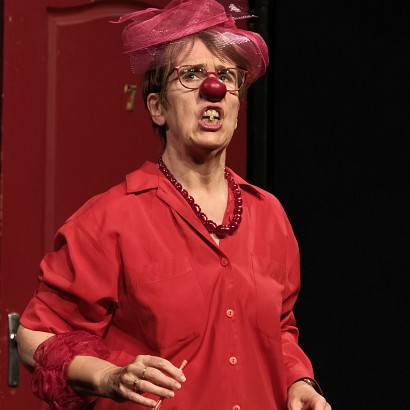 2024-06-25-204651-usine-clowns
