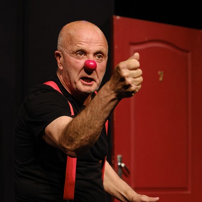 2024-06-25-204922-usine-clowns
