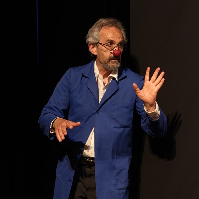 2024-06-25-204930-usine-clowns