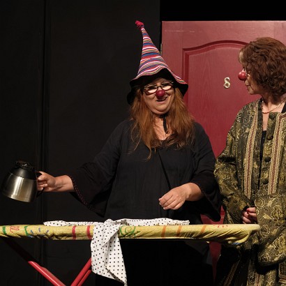 2024-06-25-205414-usine-clowns