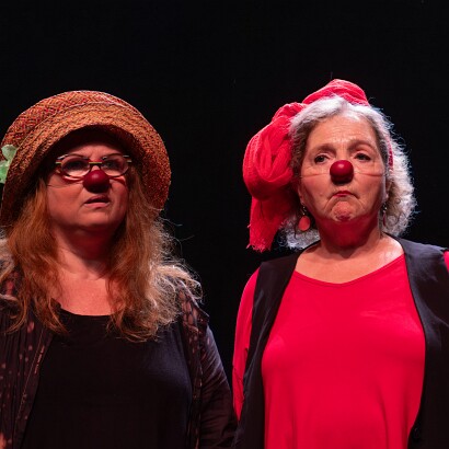 2025-06-25-204448-fabrik-clowns