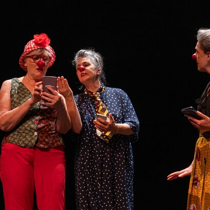2025-06-25-204810-fabrik-clowns
