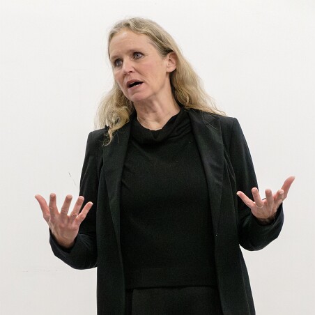 2025-11-30-181159-fabrik-visite null